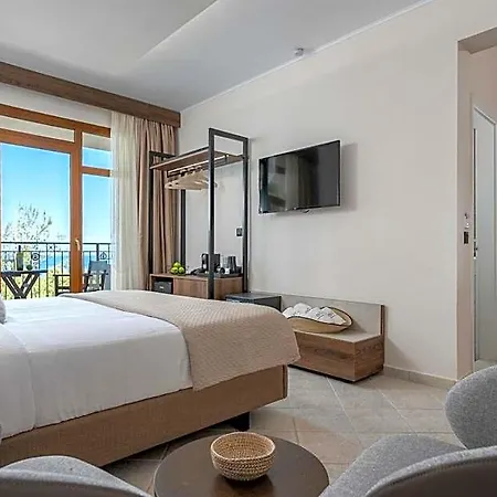 Alia Palace - Adults Only 16+ 5*